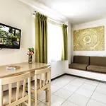 Elia Aparthotel Áfitos