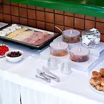 Elia Aparthotel 4*