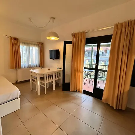 Elia Hotel de apartamente Afytos