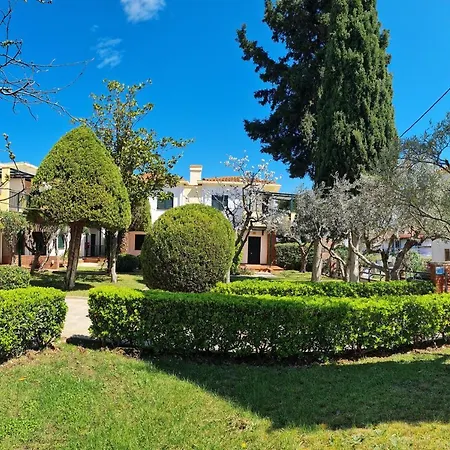 Elia Aparthotel 3*