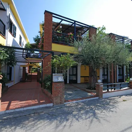 Aparthotel Elia