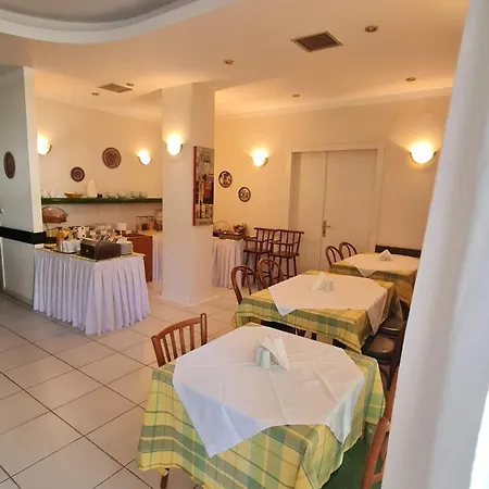 Elia 3* Afytos