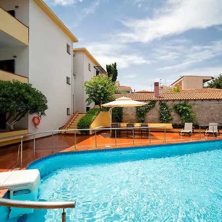 Aparthotel Elia