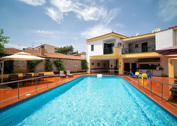 Elia Apartmanhotel 4*