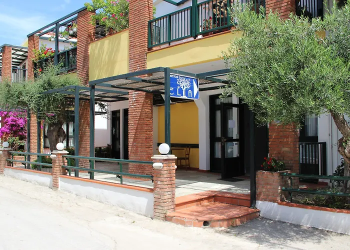 Elia Apartmanhotel Áfitosz