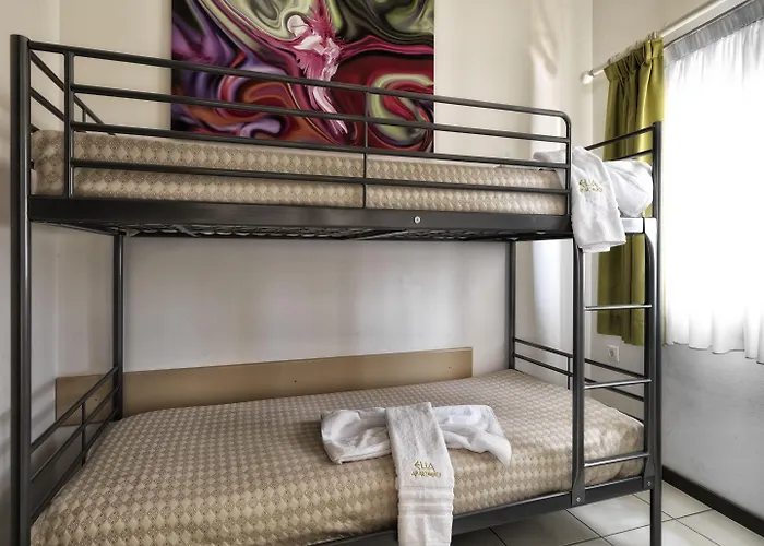 Apartmanhotel Elia 4*