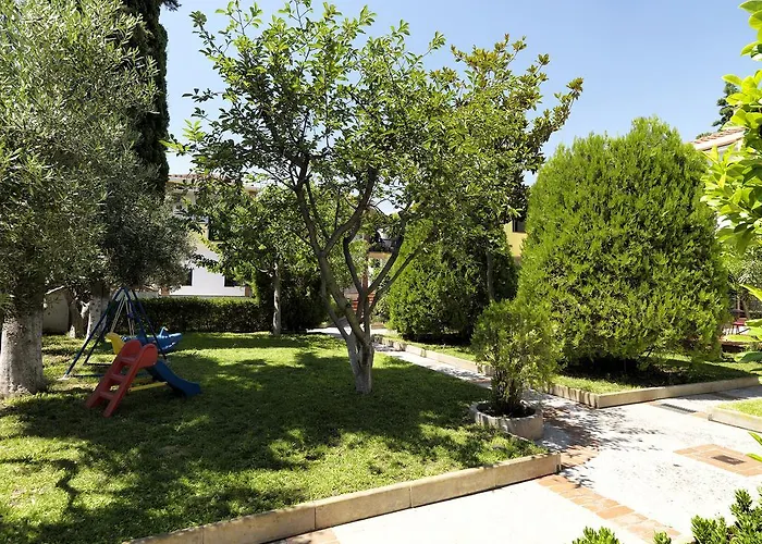 Apartmanhotel Elia 4*