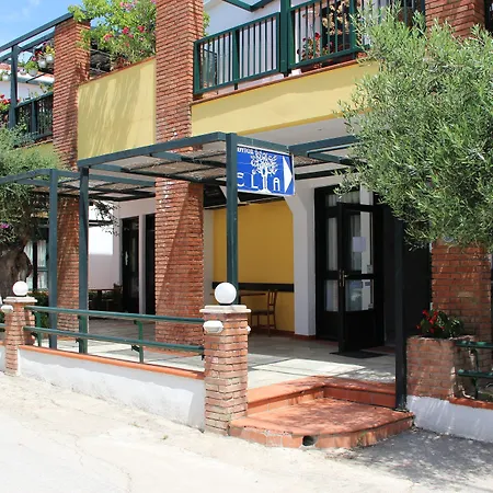 Elia شقة فندقية أفيتوس