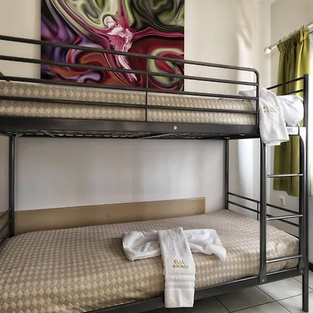 شقة فندقية Elia 4*