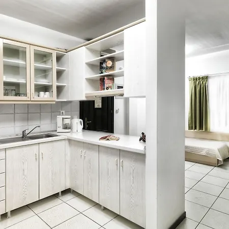 Elia شقة فندقية 4*