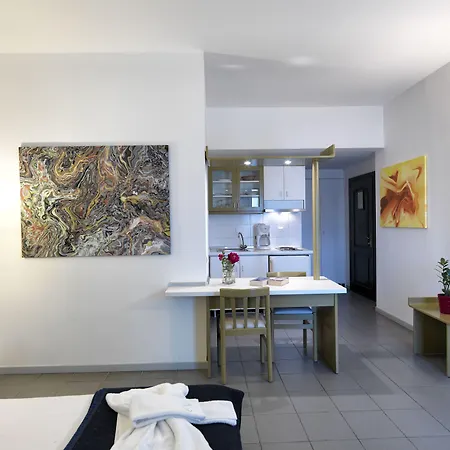 Elia شقة فندقية