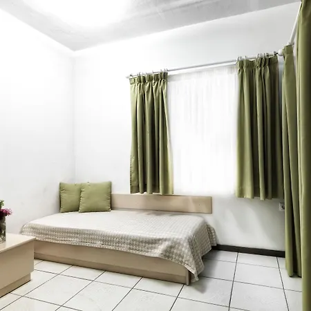 Elia 4* أفيتوس