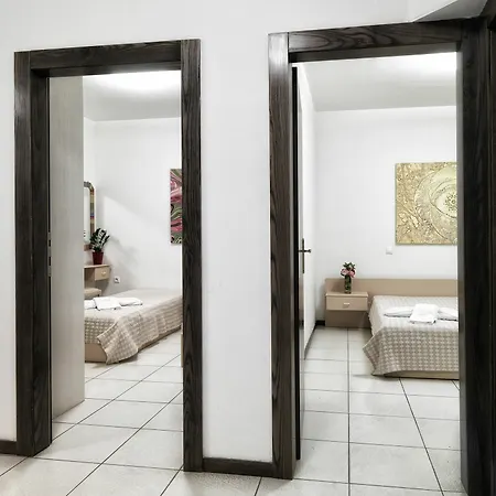 Apart Otel Elia